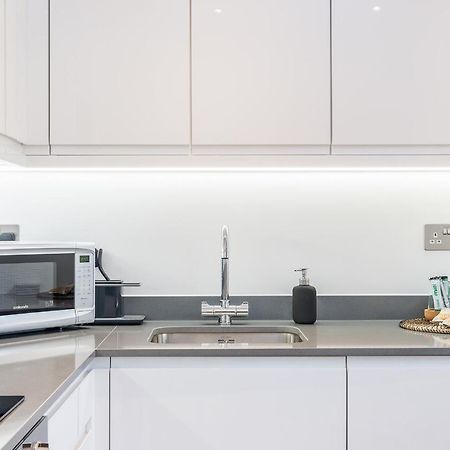 St Albans 2 Bed Luxury City Apartment, 5 Mins Walk To Train & Allocated Parking المظهر الخارجي الصورة