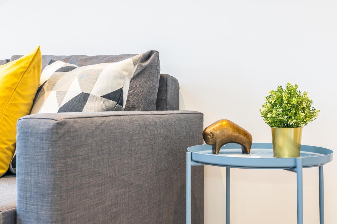 St Albans 2 Bed Luxury City Apartment, 5 Mins Walk To Train & Allocated Parking المظهر الخارجي الصورة