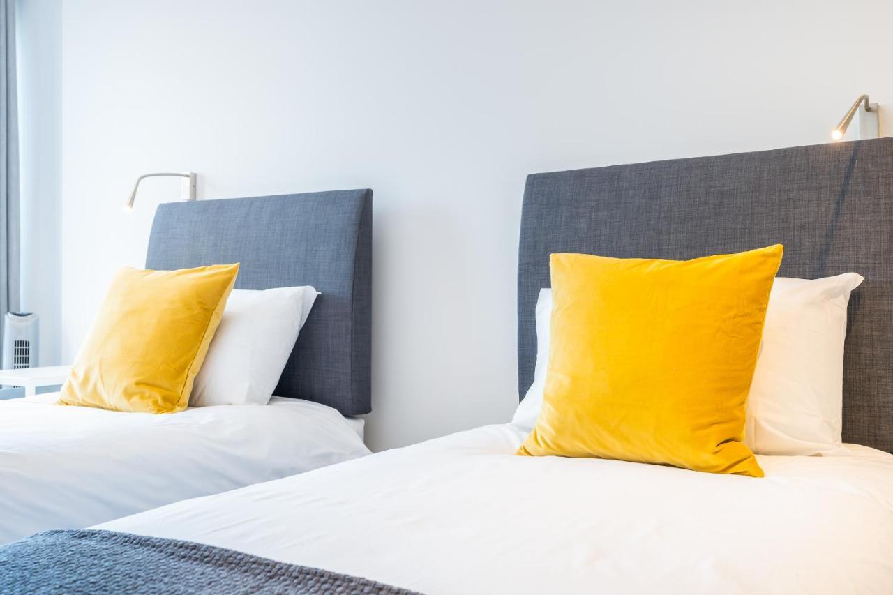 St Albans 2 Bed Luxury City Apartment, 5 Mins Walk To Train & Allocated Parking المظهر الخارجي الصورة